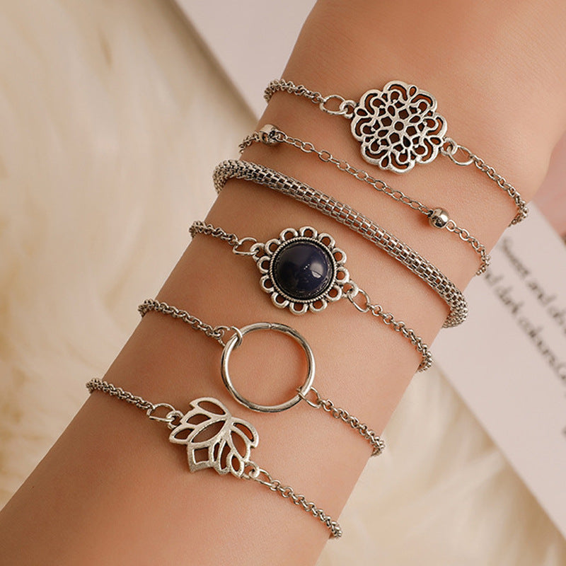 Women's Bohemian 8-Shaped Heart Alloy Bracelet