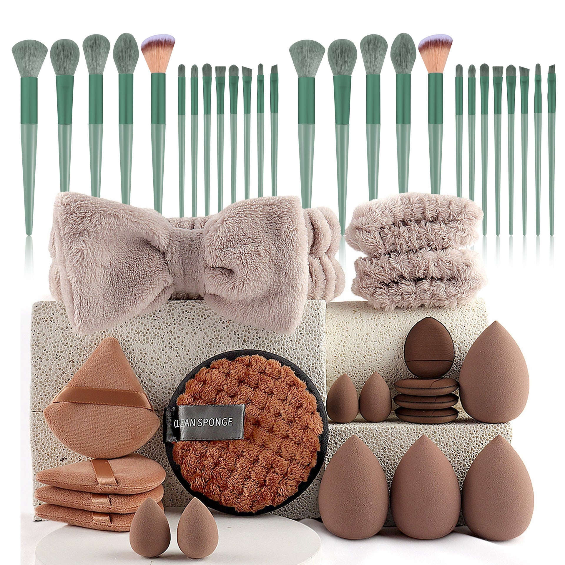 Professional Makeup Brush and Powder Puff Set 46 Pieces