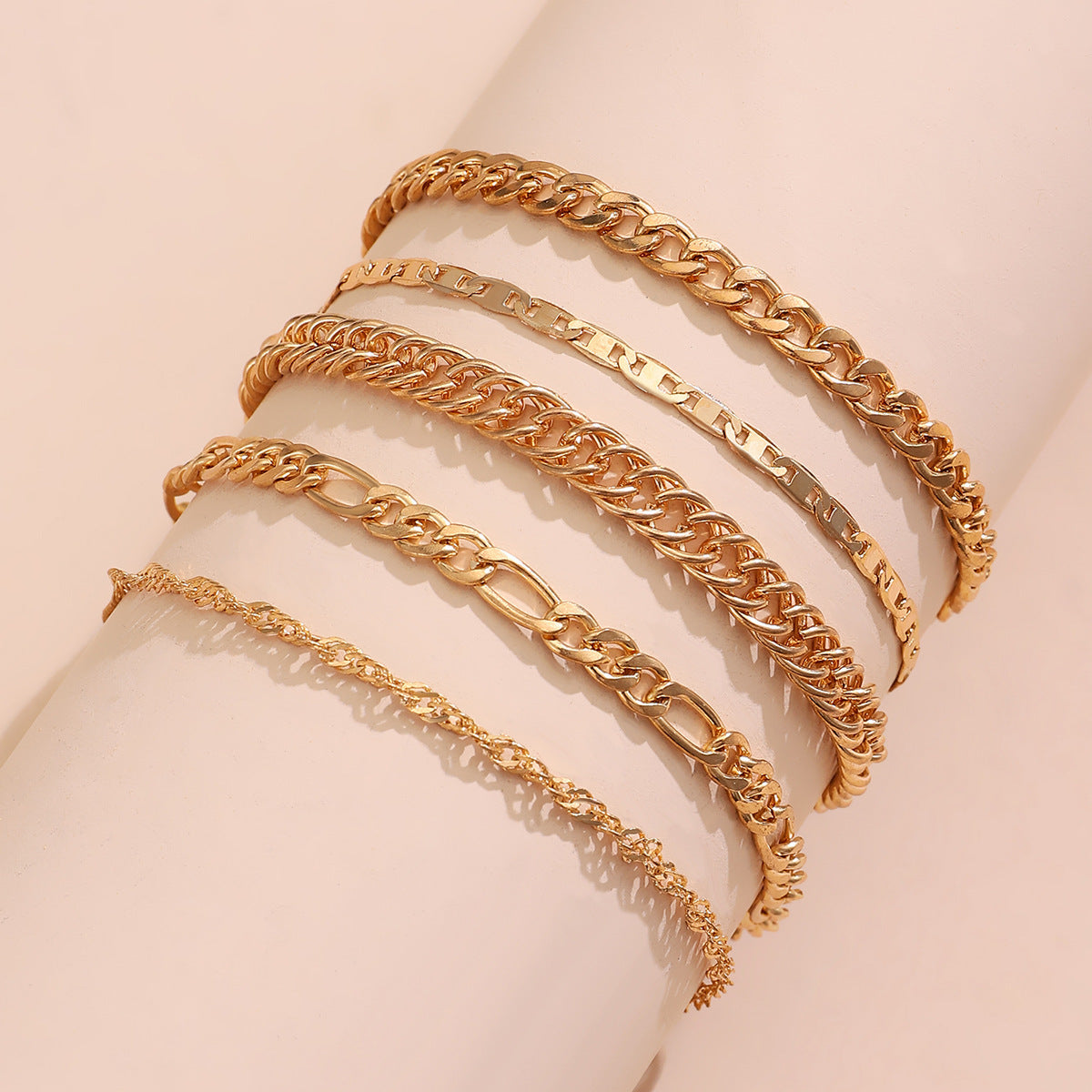 Women's Bohemian 8-Shaped Heart Alloy Bracelet