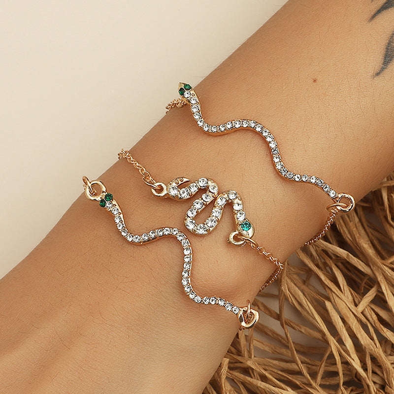 Women's Bohemian 8-Shaped Heart Alloy Bracelet