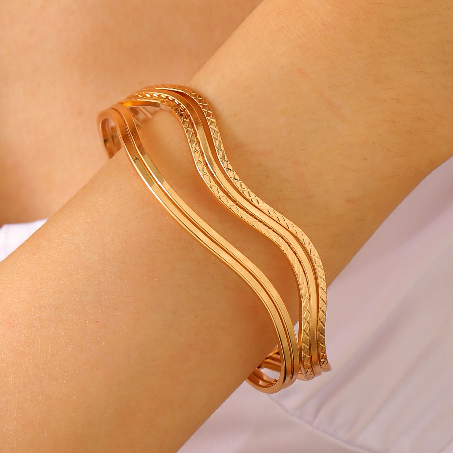 Women's Bohemian 8-Shaped Heart Alloy Bracelet