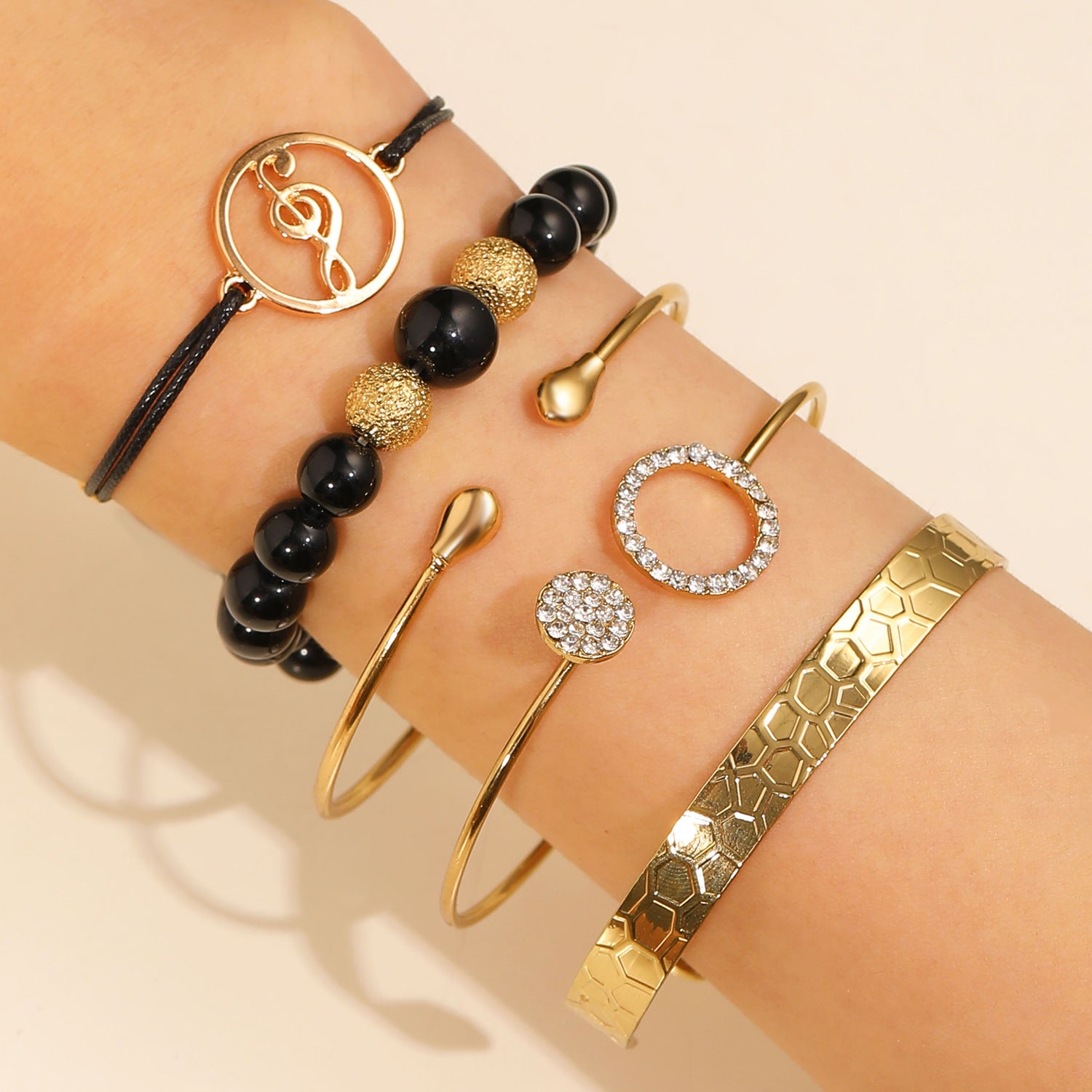 Women's Bohemian 8-Shaped Heart Alloy Bracelet